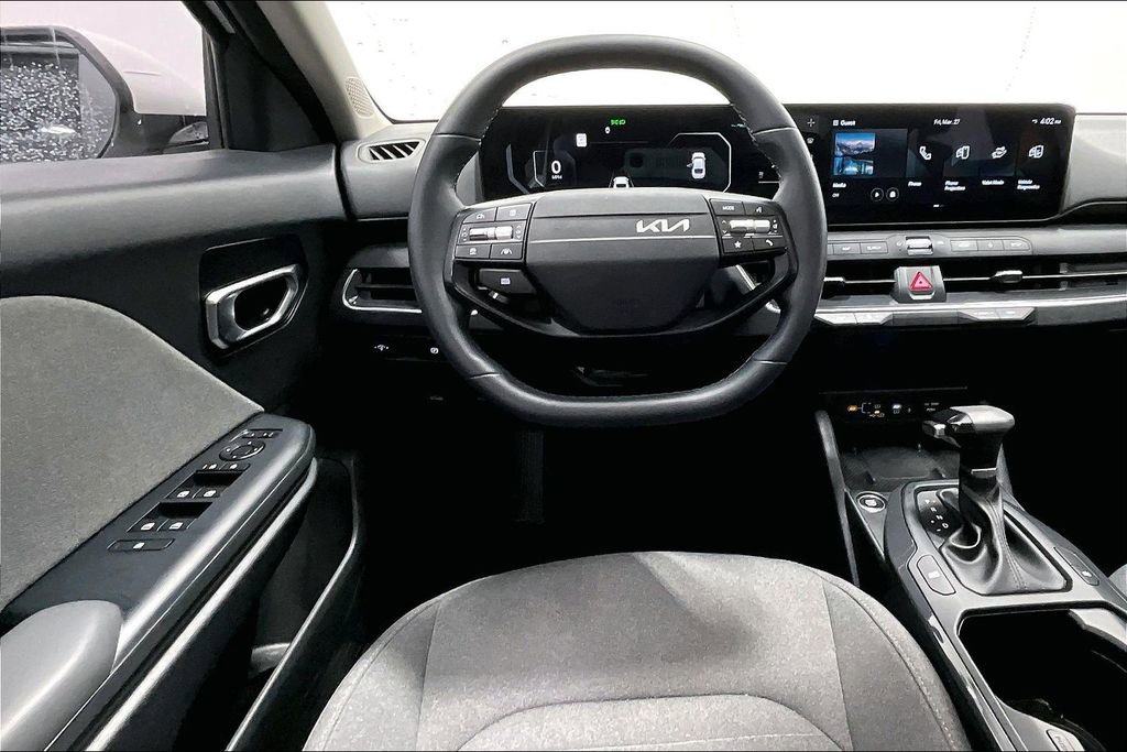 Used 2025 Kia K4 EX FWD image 7