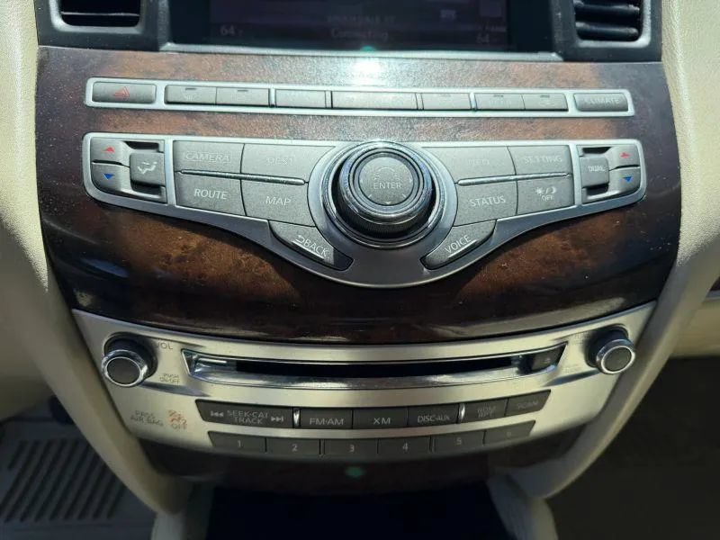 Used 2013 INFINITI JX35 AWD w/ Premium Pkg image 16