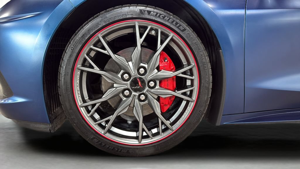Used 2024 Chevrolet Corvette Stingray Preferred Cpe w/ Battery Protection Package RWD image 43