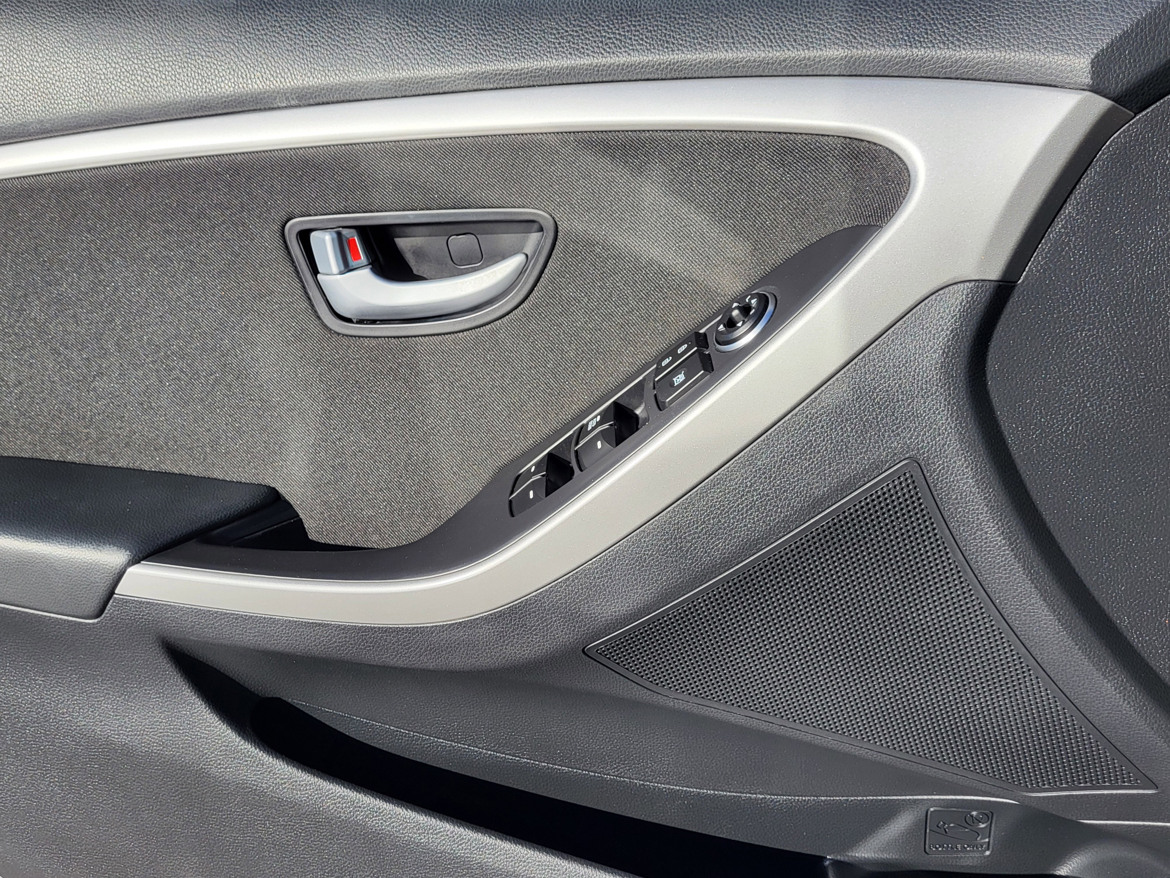 Used 2014 Hyundai Elantra GT image 23