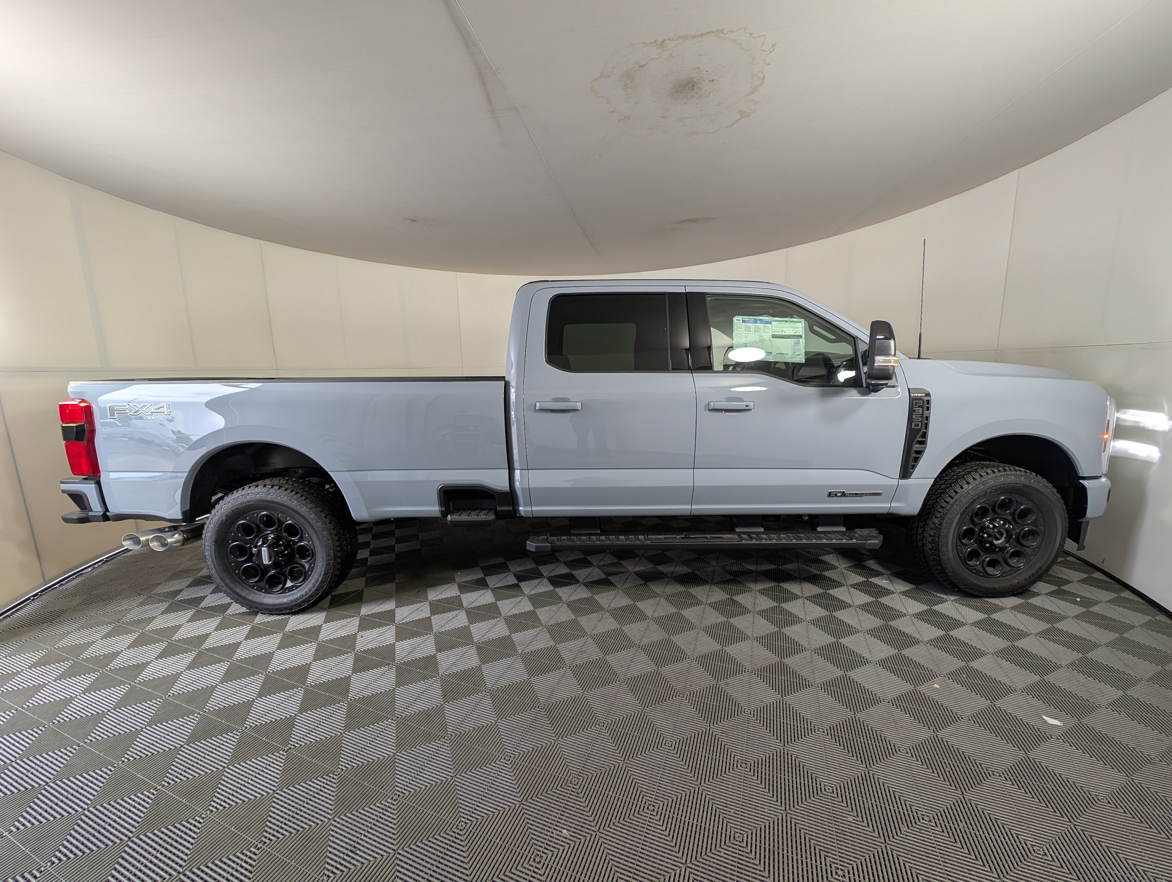 New 2025 Ford F350 Lariat w/ Lariat Ultimate Package image 8