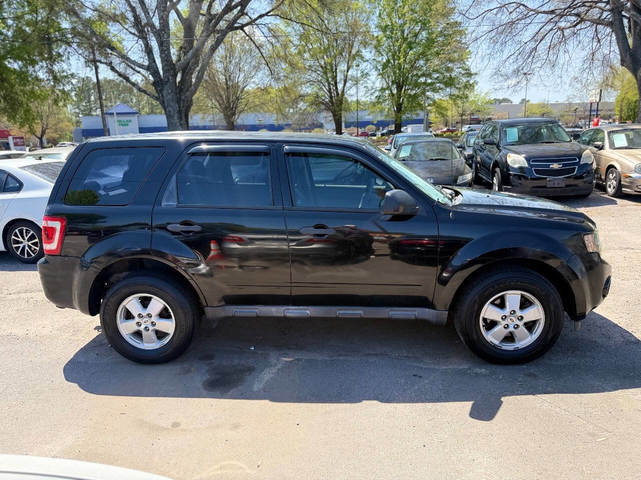 Used 2012 Ford Escape XLS FWD image 4