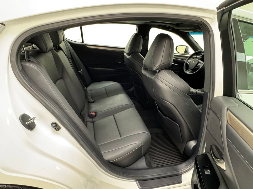 Used 2024 Lexus ES 350 F Sport image 16