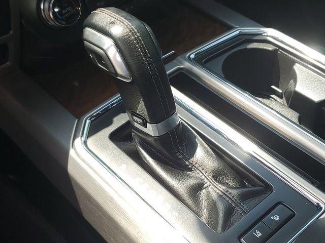 Used 2016 Ford F150 Platinum w/ Equipment Group 701A Luxury AWD/4WD image 25