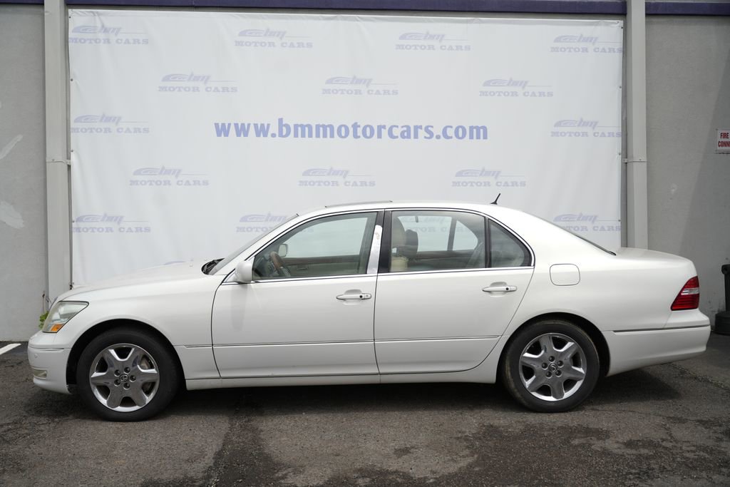 Used 2005 Lexus LS 430 RWD image 8