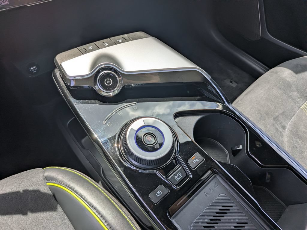 Certified 2024 Kia EV6 GT AWD/4WD image 25