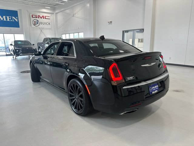 Used 2015 Chrysler 300 Limited w/ 300 Premium Group AWD/4WD image 7