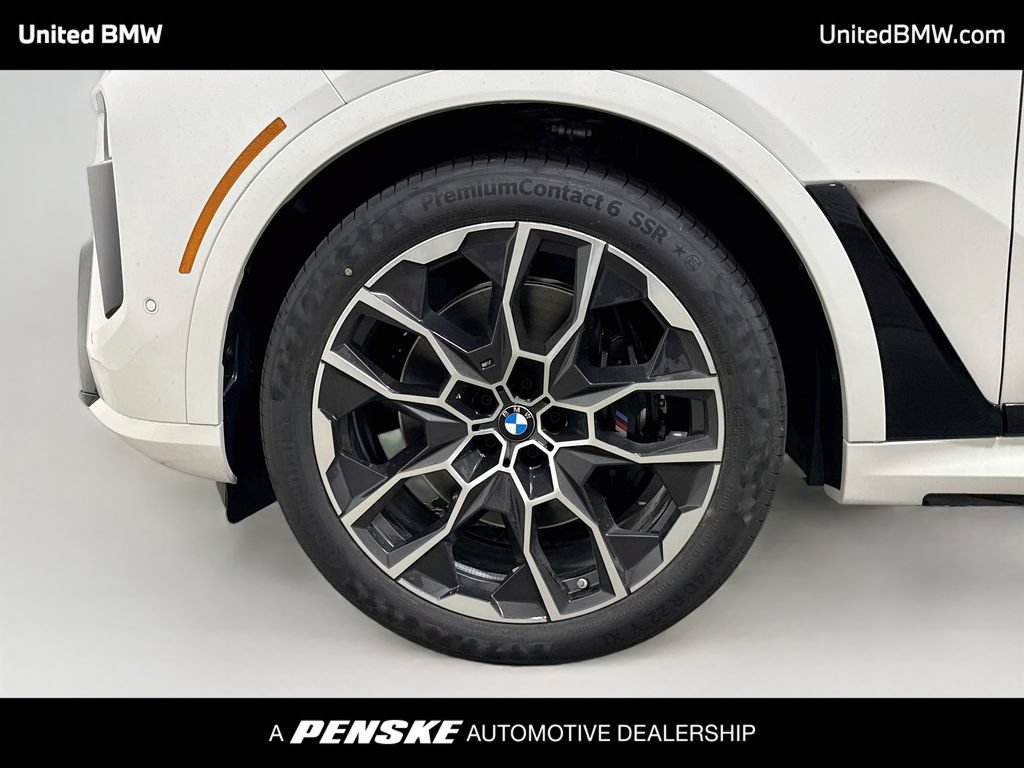 New 2027 BMW X7 xDrive40i w/ M Sport Package AWD/4WD image 2