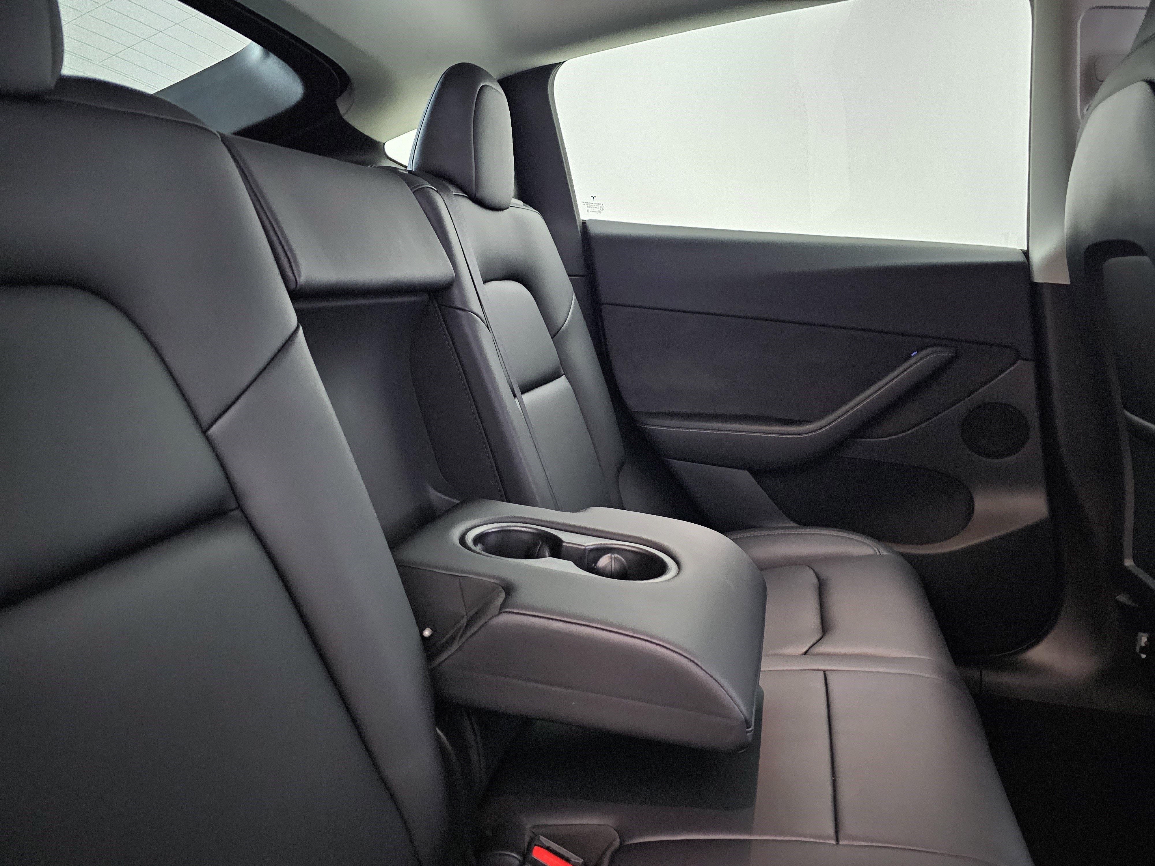 Used 2022 Tesla Model Y Performance image 26