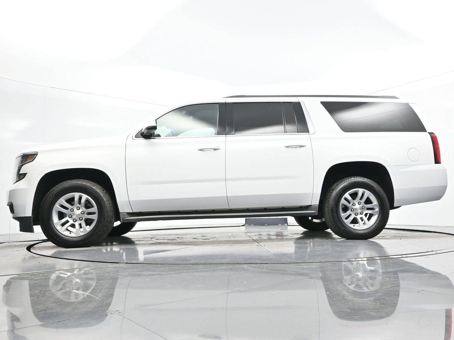 Used 2015 Chevrolet Suburban LT image 55