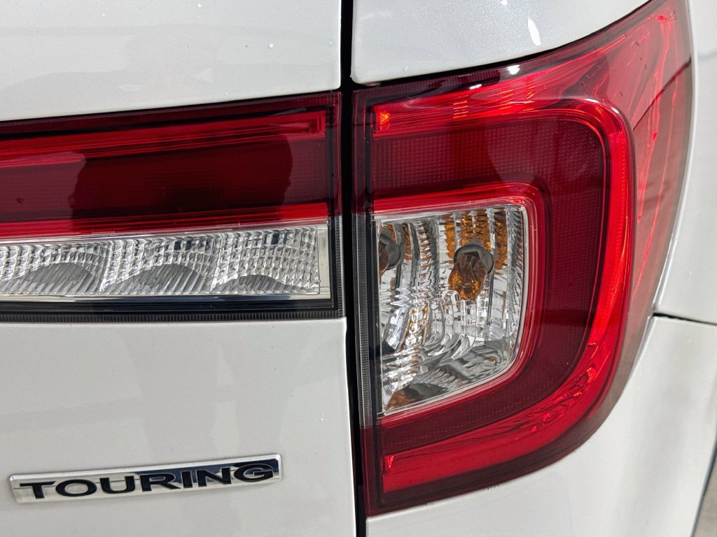 Used 2021 Honda Pilot Touring image 38