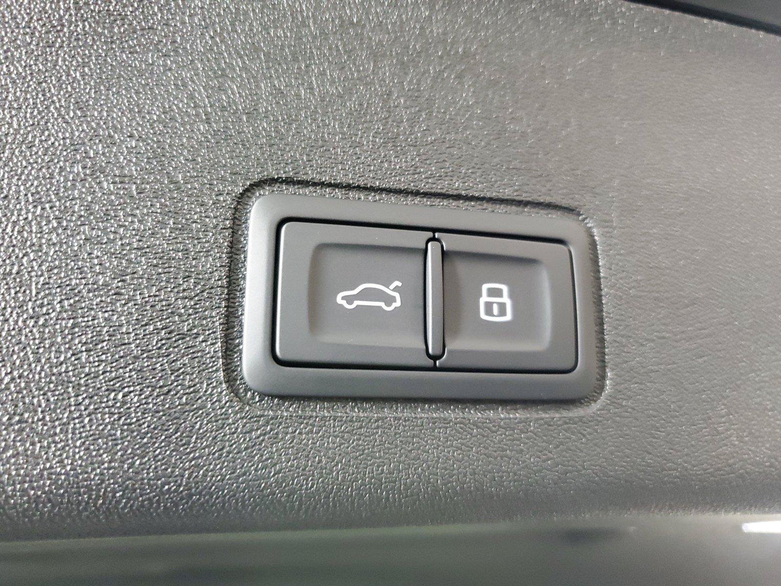New 2026 Audi Q3 quattro 2.0T AWD/4WD image 11