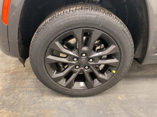 New 2026 Jeep Grand Cherokee L Limited image 35