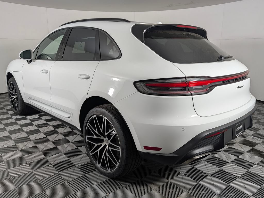 New 2026 Porsche Macan AWD/4WD image 3