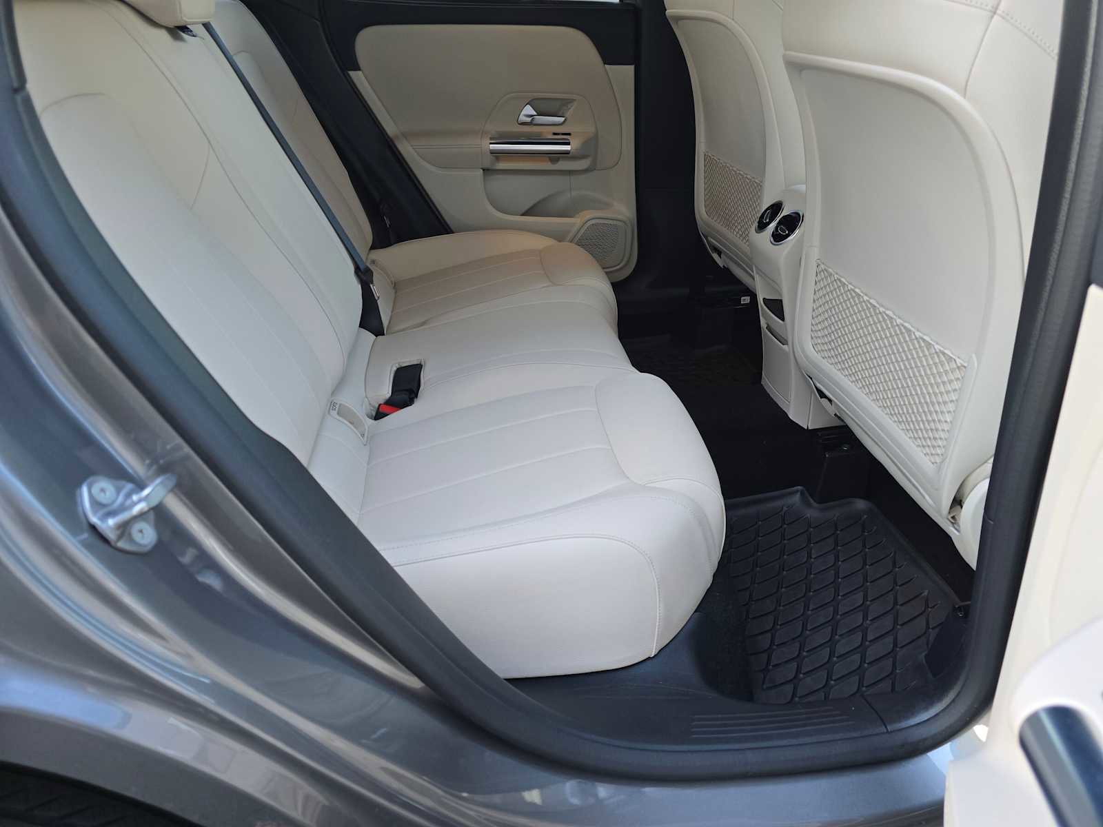 Used 2021 Mercedes-Benz GLA 250 GLA 250 image 14