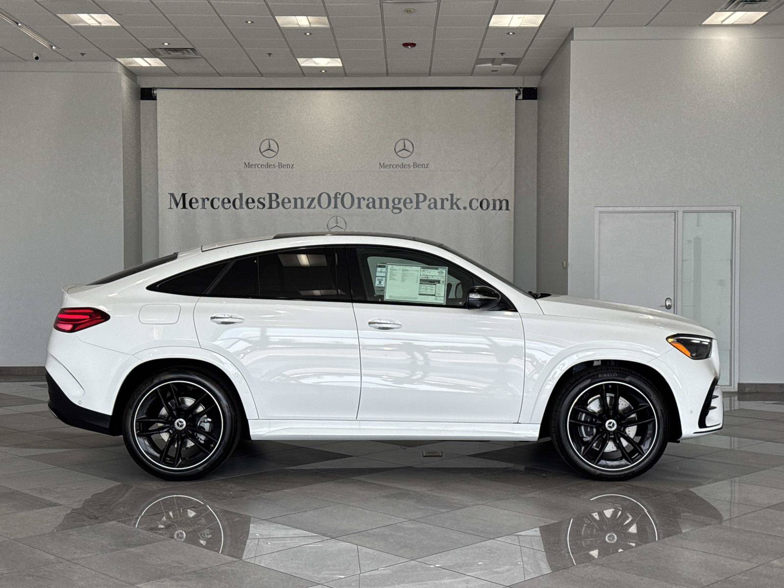 New 2026 Mercedes-Benz GLE 450 4MATIC Coupe image 3