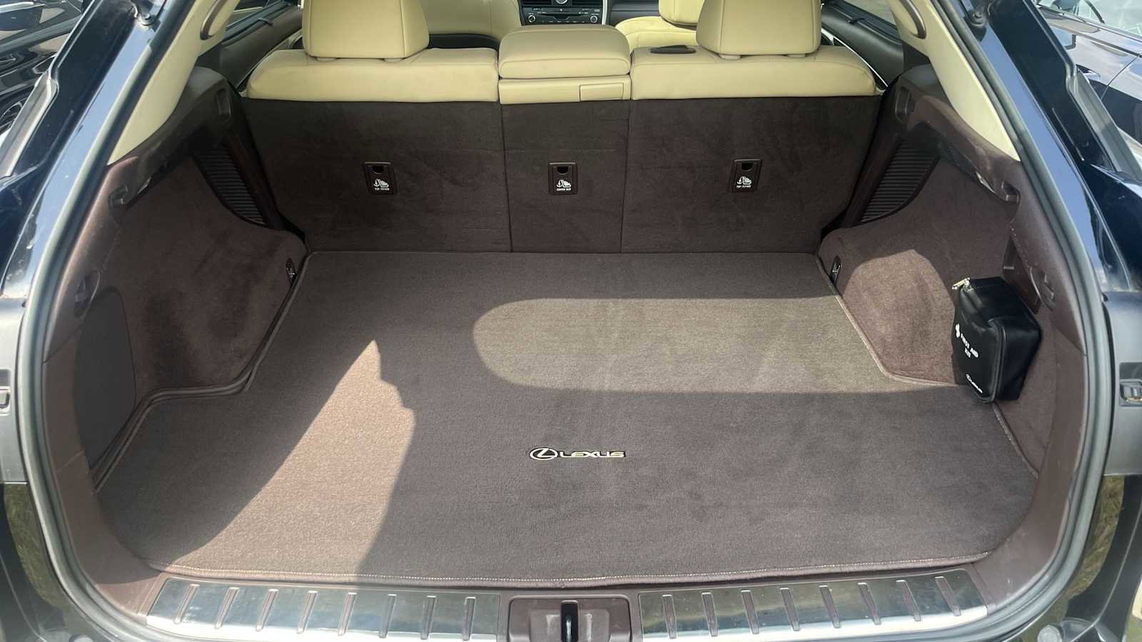 Used 2019 Lexus RX 450h AWD w/ Luxury Package image 51