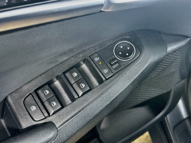 Used 2024 Kia Seltos S AWD/4WD image 16