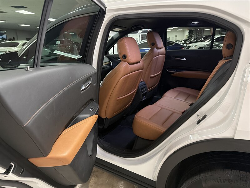 Used 2021 Cadillac XT4 Premium Luxury FWD image 23