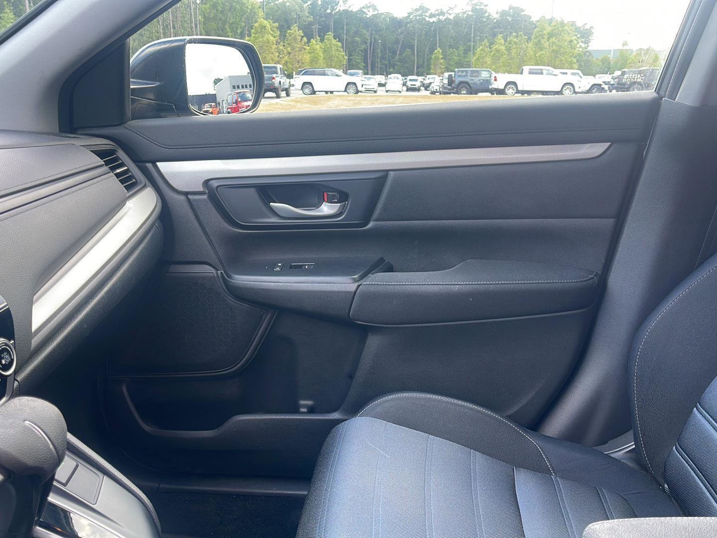 Used 2019 Honda CR-V LX image 22