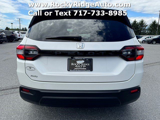 Used 2023 Honda Pilot LX image 6