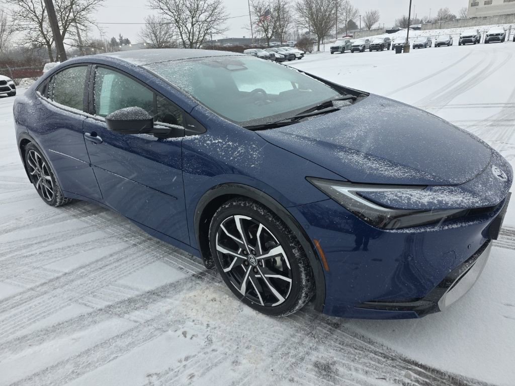 Used 2024 Toyota Prius Prime Premium image 9