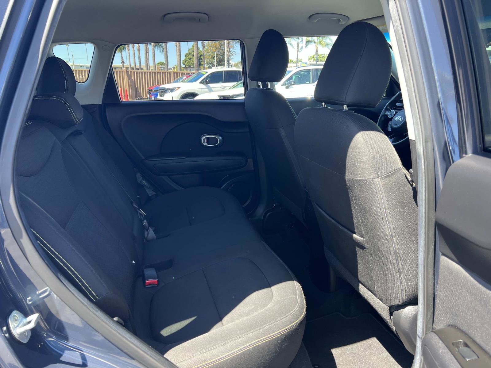 Used 2014 Kia Soul + image 27