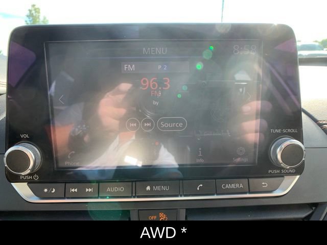 Used 2020 Nissan Altima 2.5 SR w/ Premium Package AWD/4WD image 17