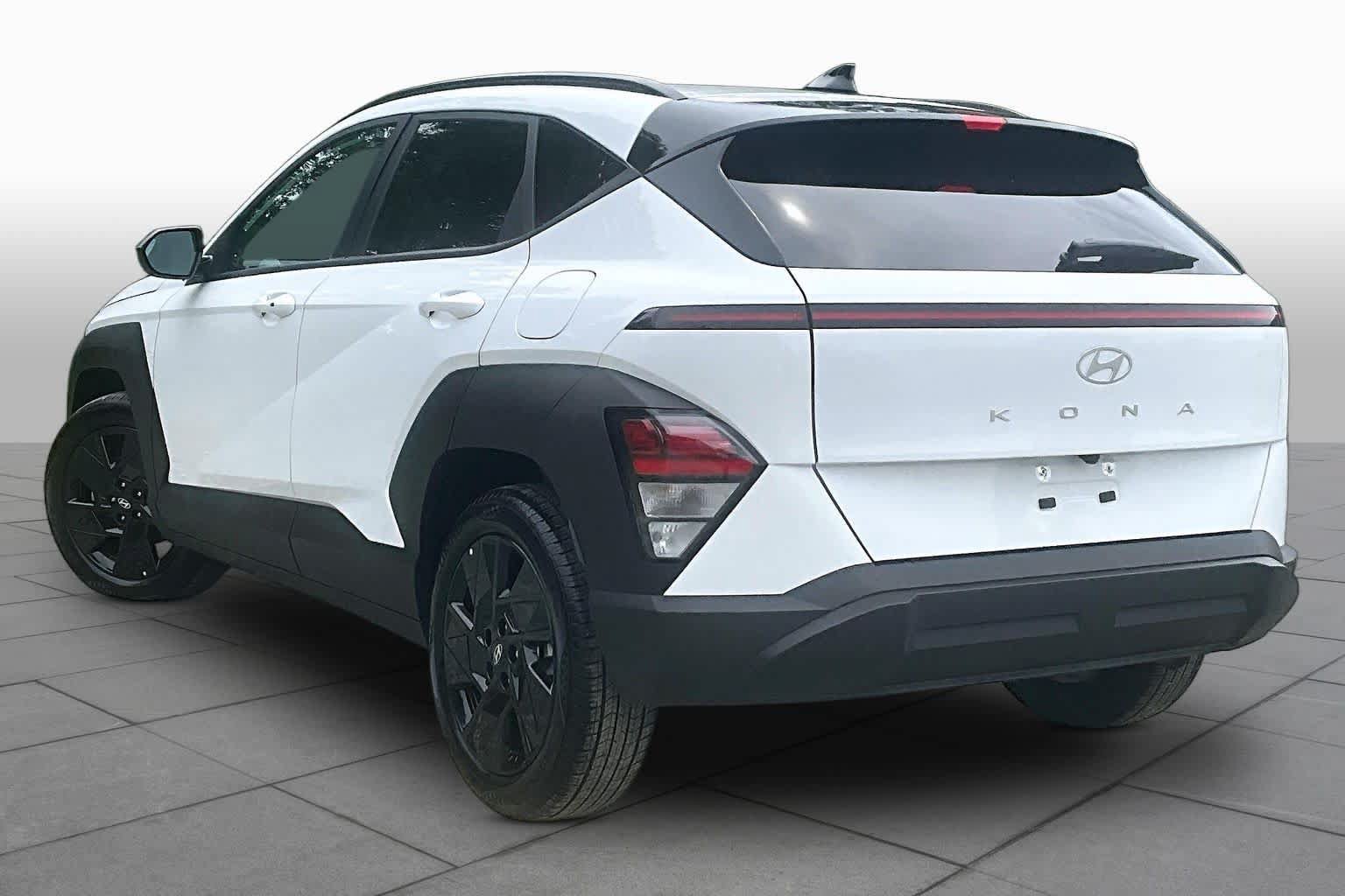 Used 2026 Hyundai Kona SEL Sport FWD image 12