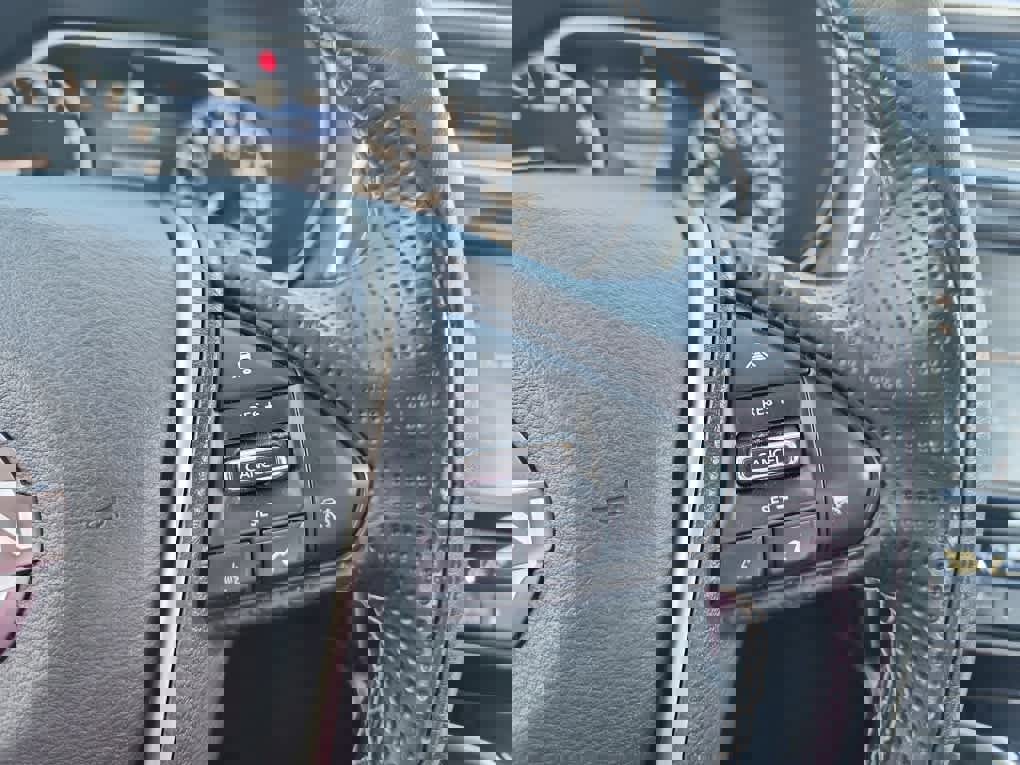 Used 2023 Nissan Maxima SV w/ Floor Mat Group image 28