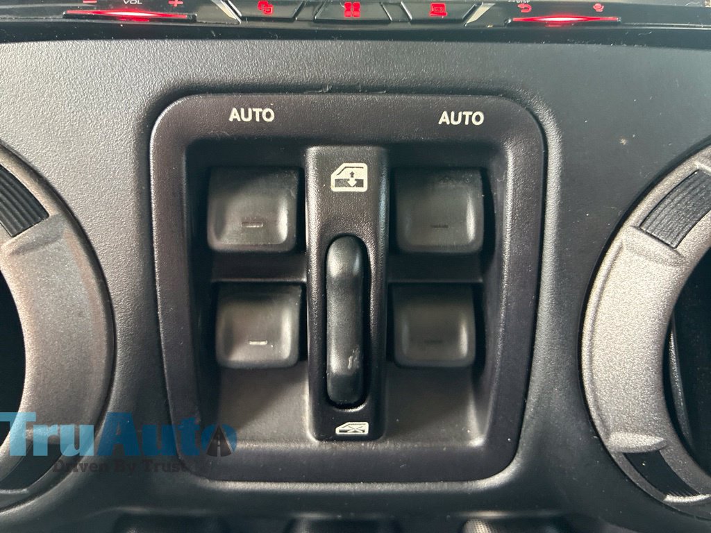 Used 2016 Jeep Wrangler Unlimited Sport w/ Quick Order Package 24S AWD/4WD image 32