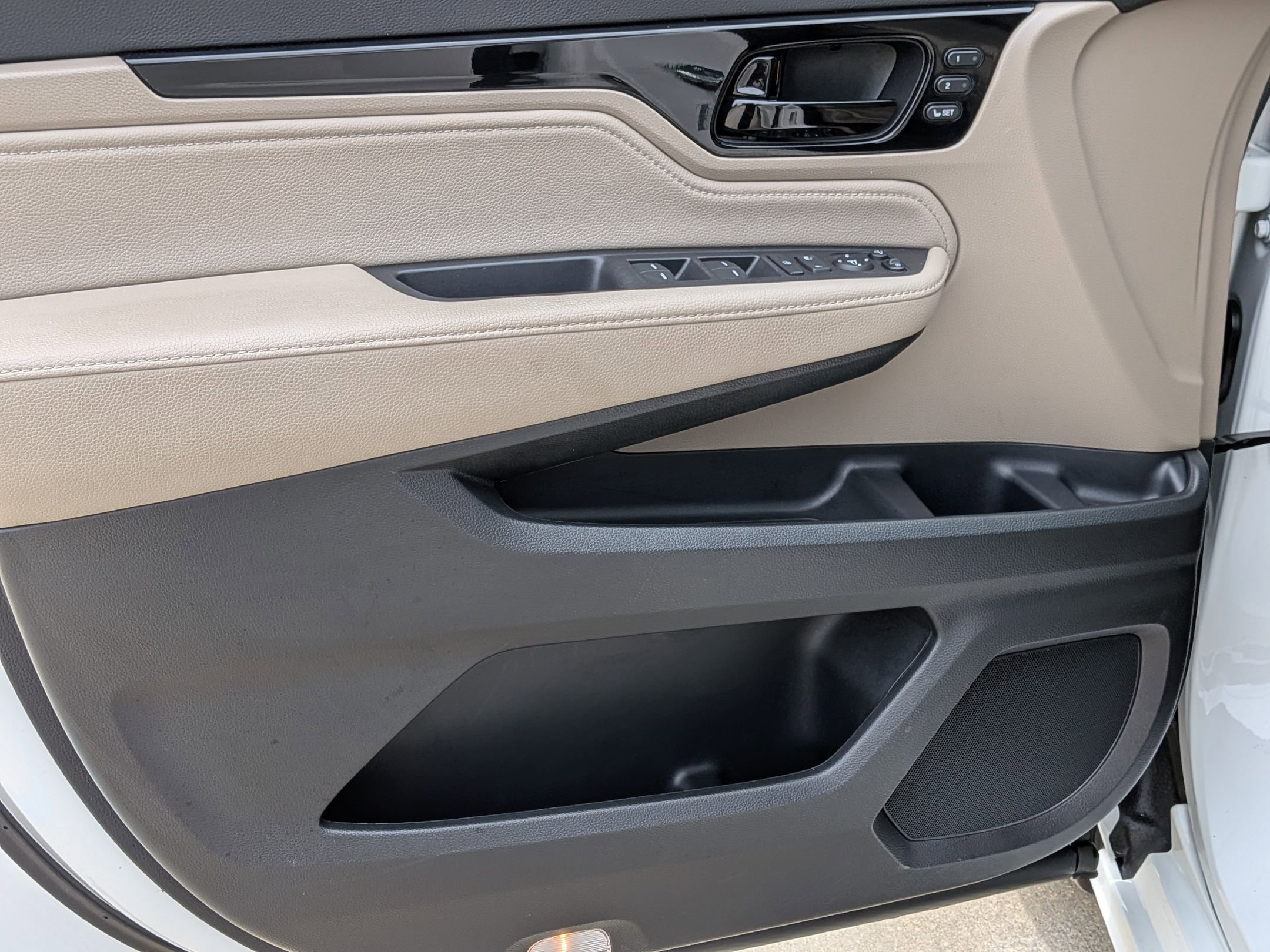 Certified 2023 Honda Odyssey Elite image 12