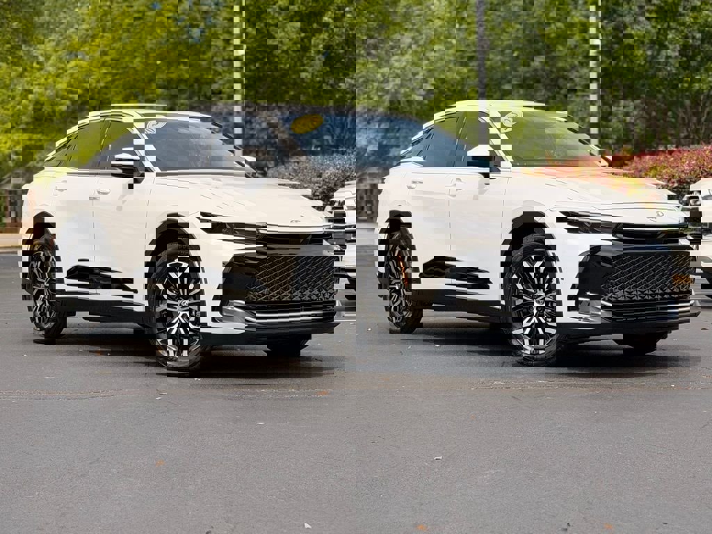 Certified 2023 Toyota Crown XLE image 2