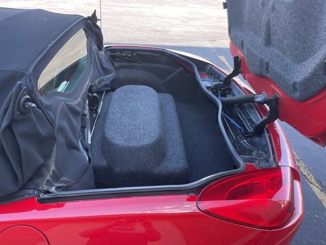 Used 2006 Pontiac Solstice Convertible w/ Premium Package image 36