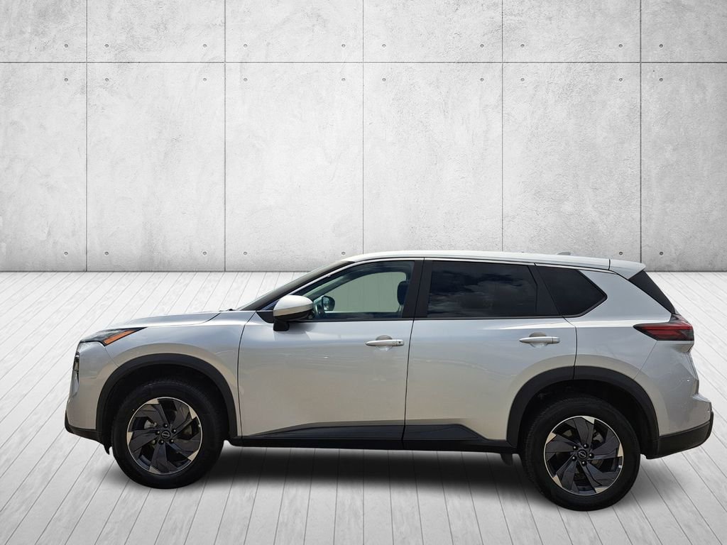 Used 2025 Nissan Rogue SV image 8