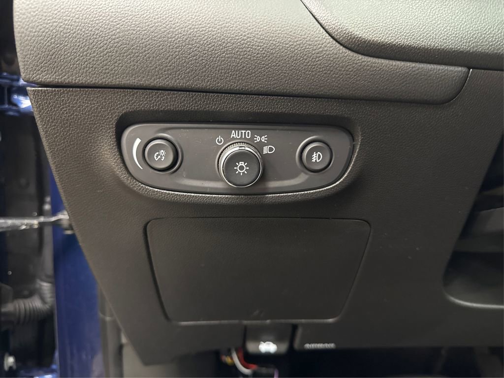 Used 2023 Buick Encore GX Preferred w/ Cold Weather Comfort Package image 23