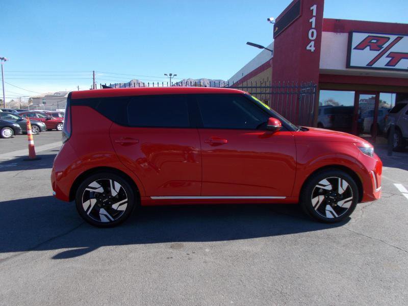 Used 2023 Kia Soul GT-Line FWD image 8