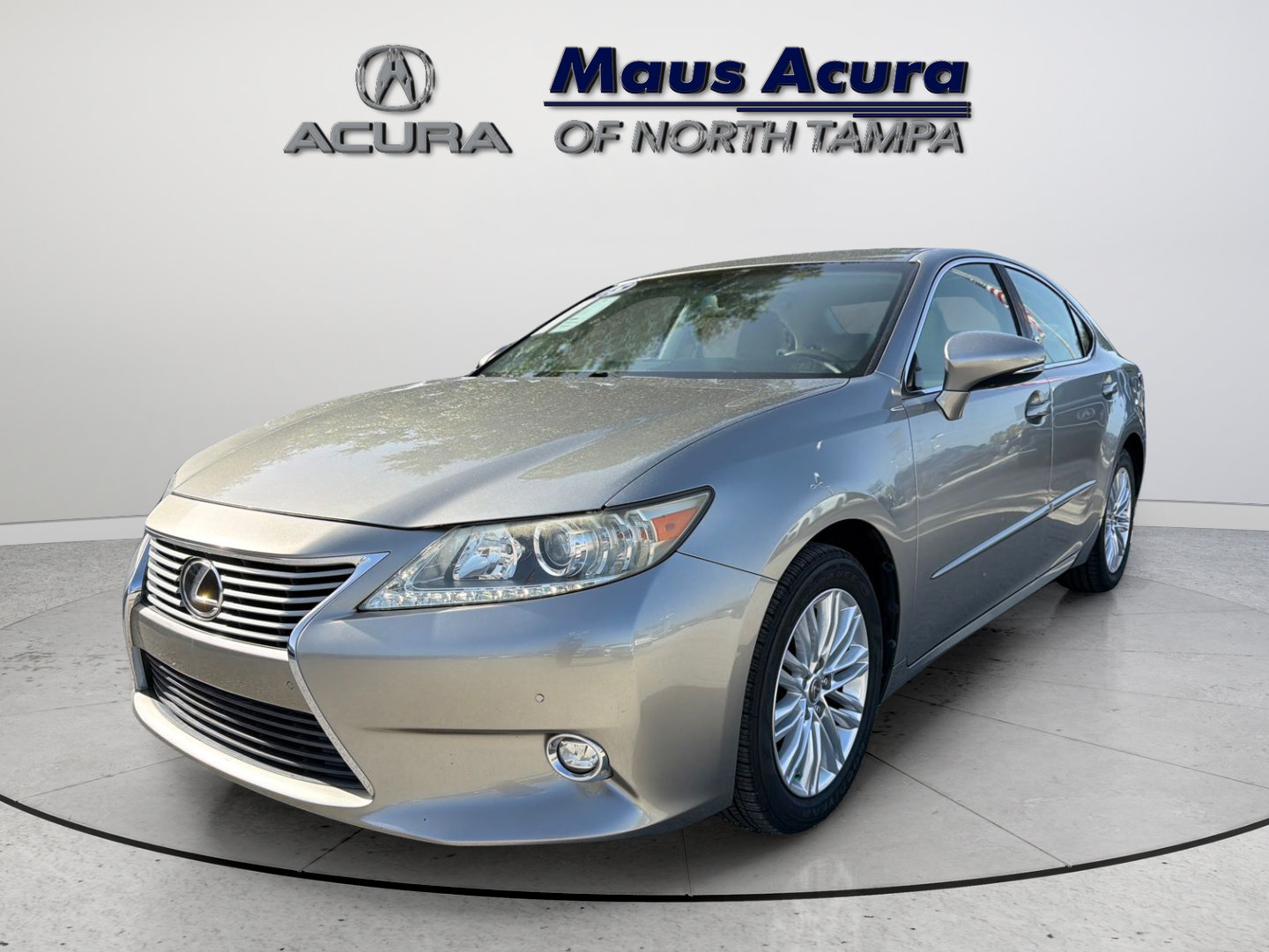 Used 2015 Lexus ES 350 w/ Luxury Package FWD image 7