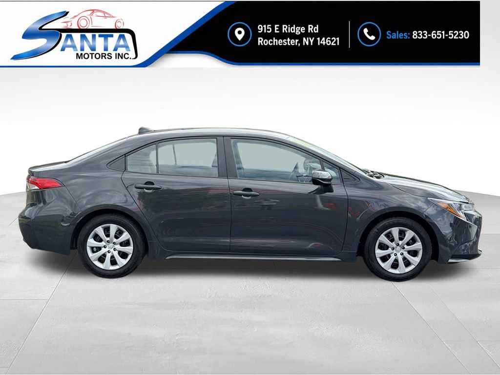 Used 2024 Toyota Corolla LE FWD image 4