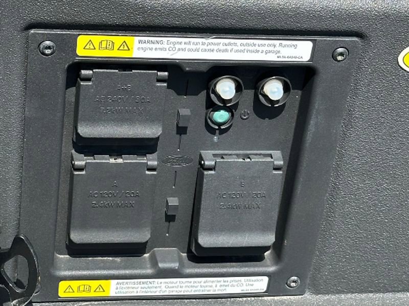 Used 2023 Ford F150 Limited image 32