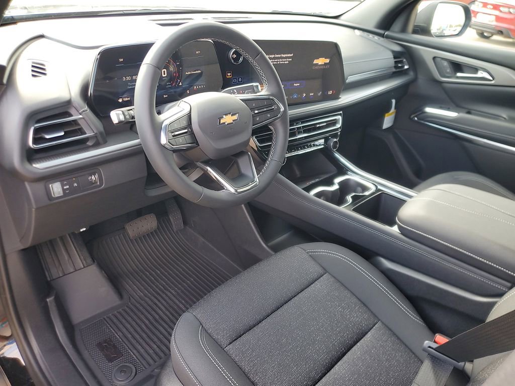 New 2026 Chevrolet Traverse LT w/ Driver Confidence Package image 17