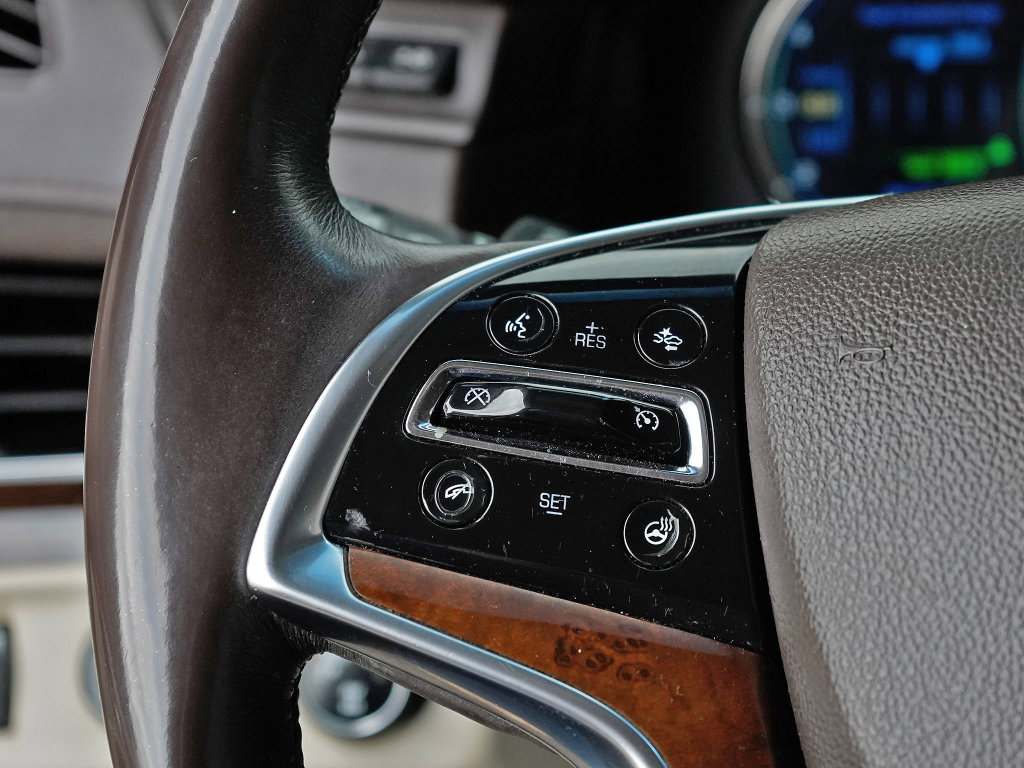Used 2017 Cadillac Escalade ESV Premium Luxury image 17