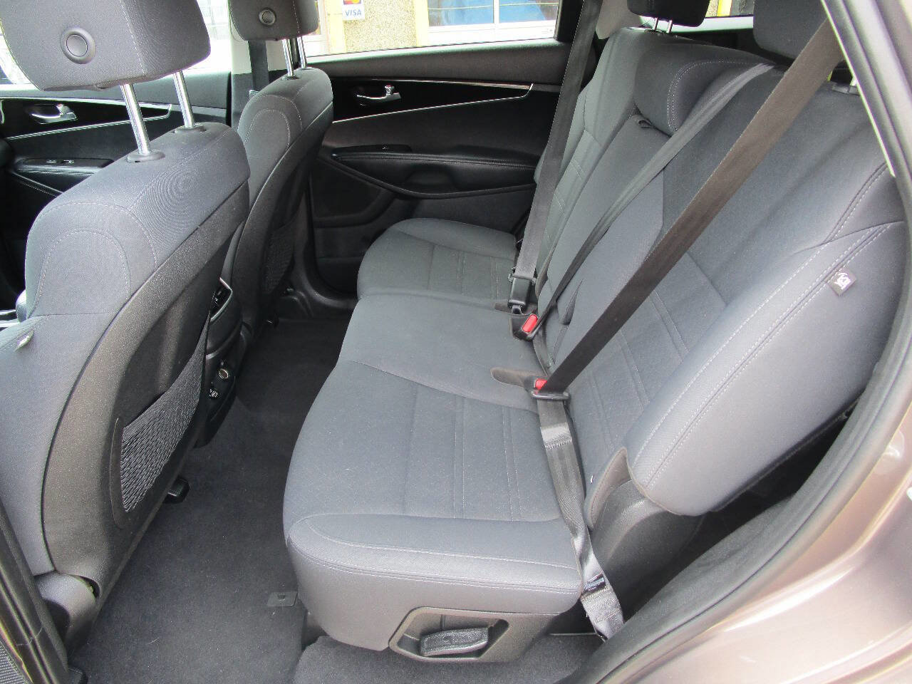 Used 2019 Kia Sorento FWD image 15