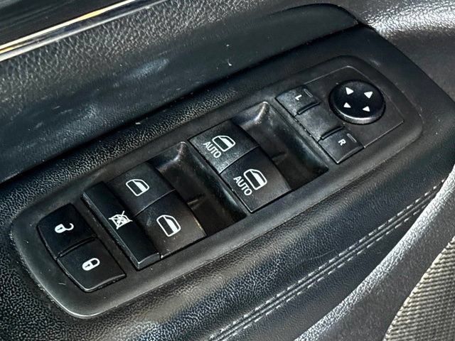 Used 2019 Jeep Grand Cherokee Limited RWD image 16