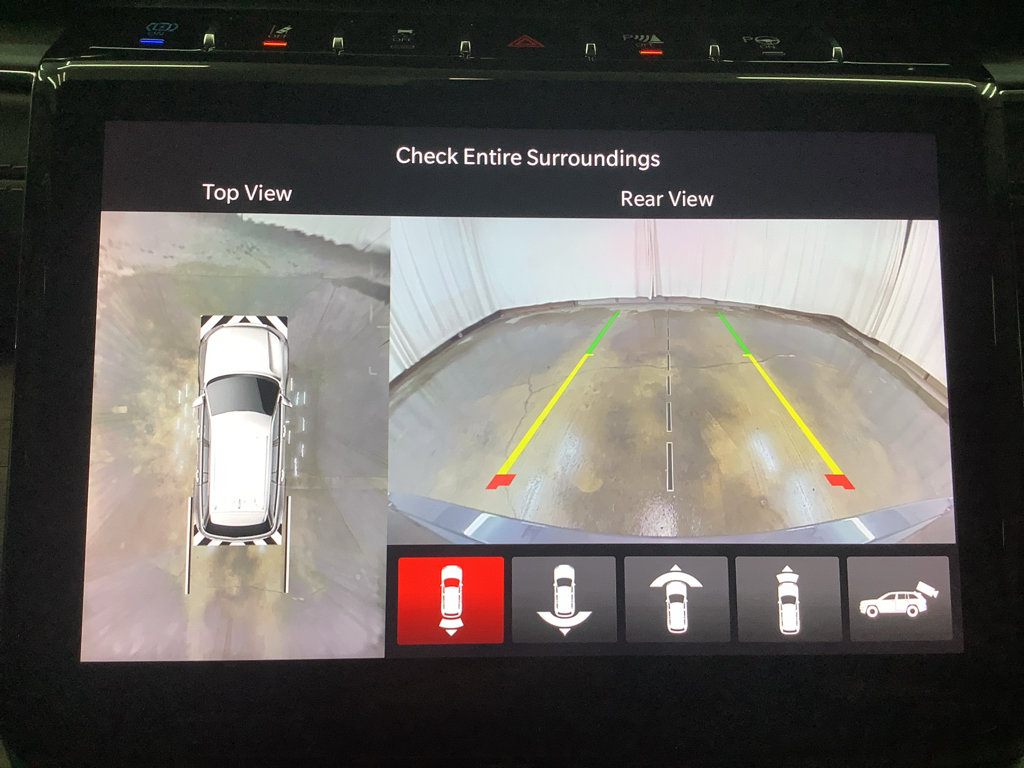 Used 2022 Jeep Grand Cherokee Summit w/ Advanced Protech Group IV AWD/4WD image 20