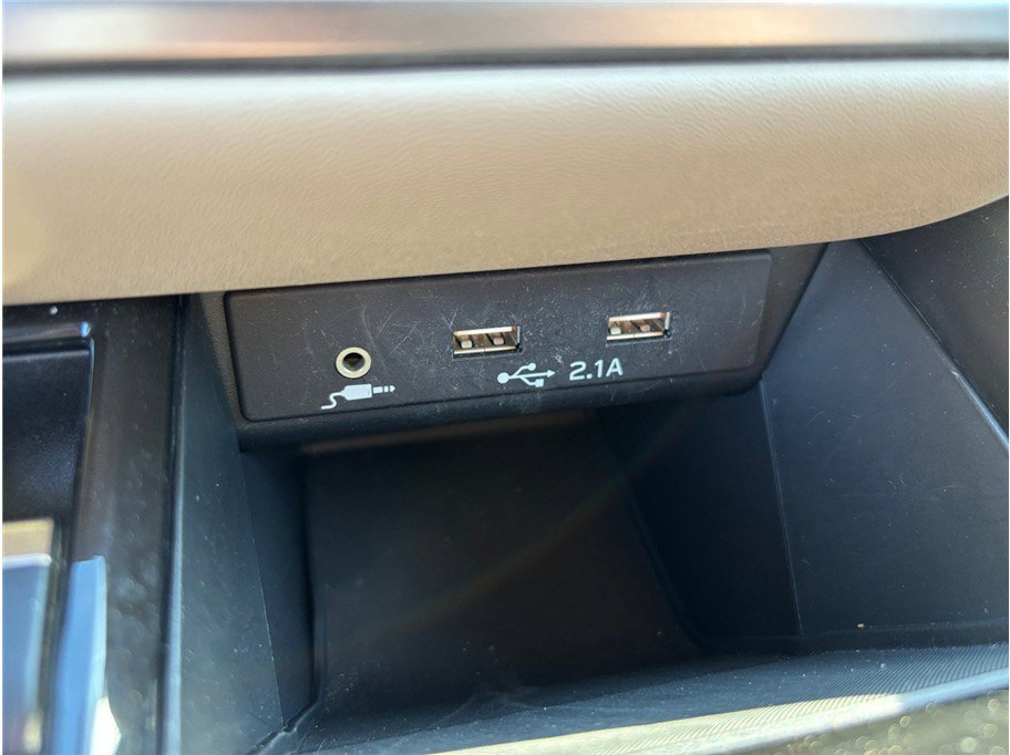 Used 2020 Subaru Outback Premium image 30