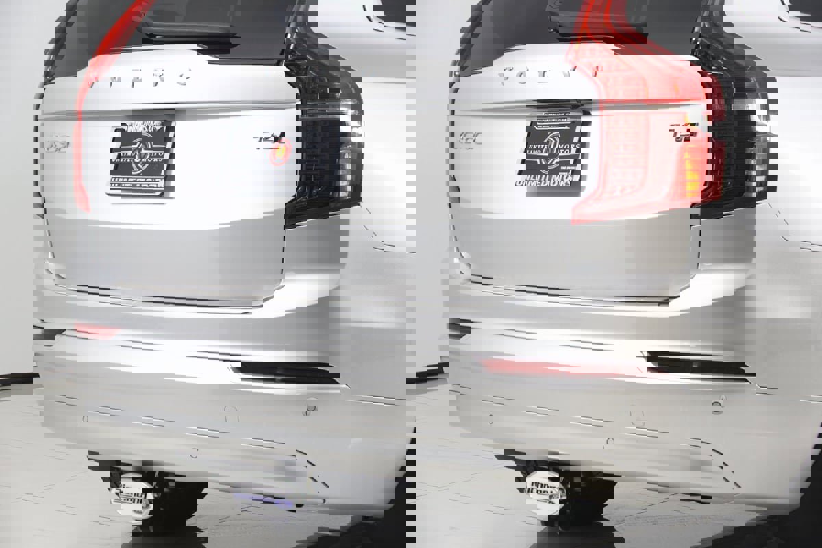 Used 2022 Volvo XC90 T6 Momentum w/ Climate Package image 49