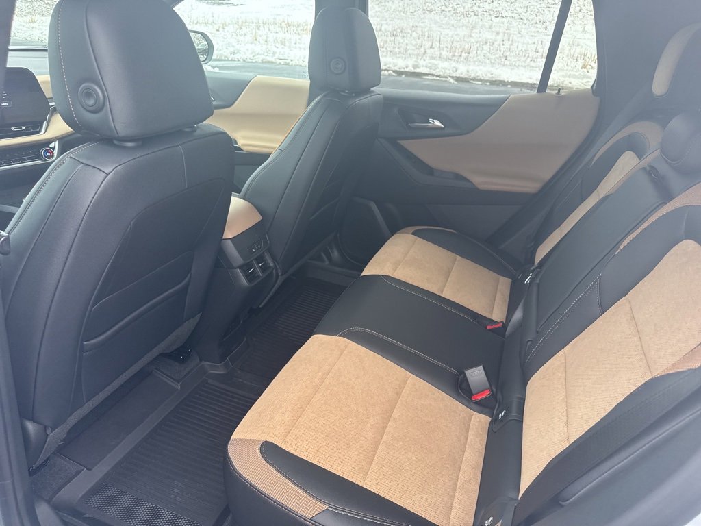 New 2026 Chevrolet Equinox ACTIV w/ Convenience Package III image 17