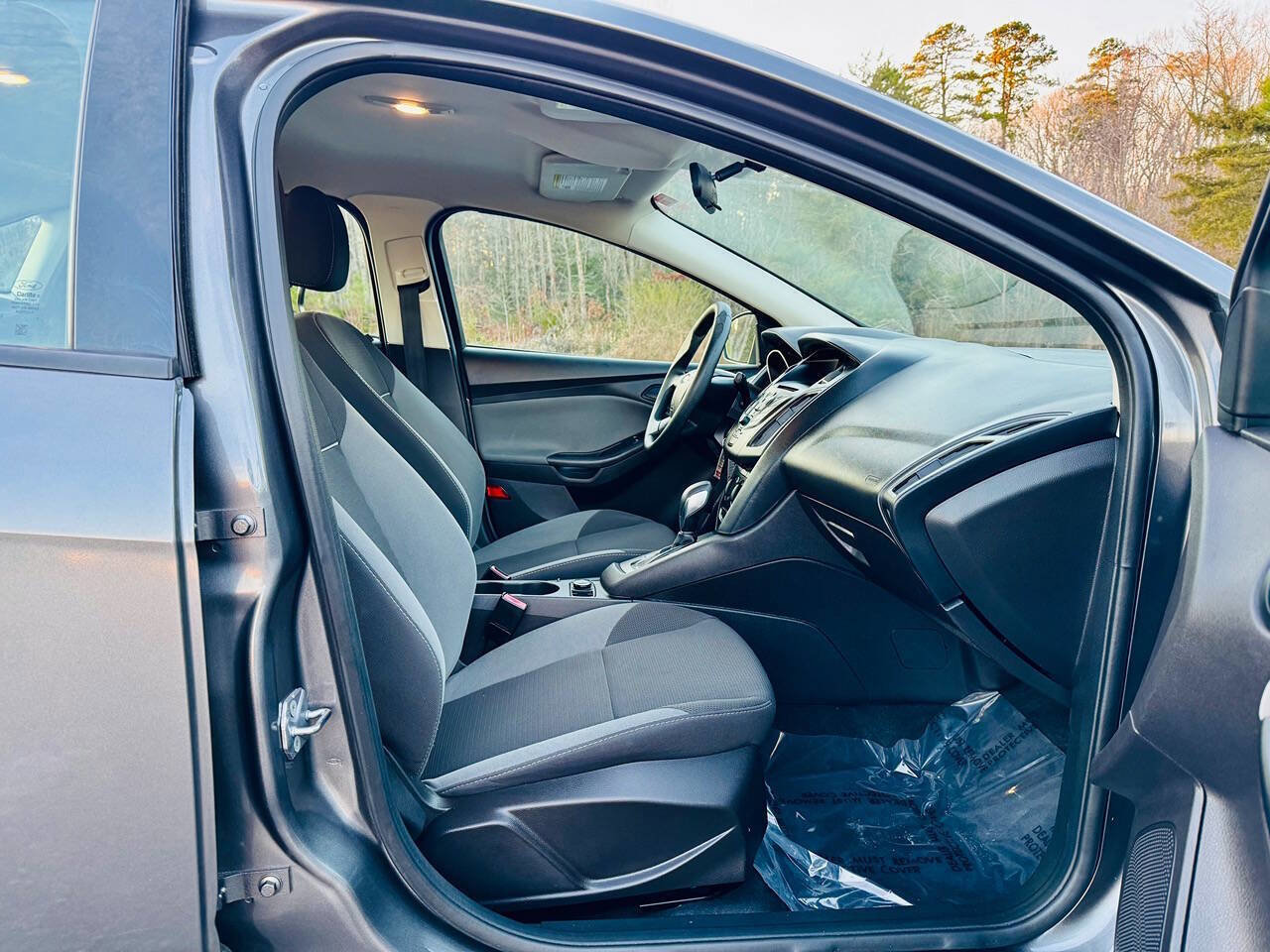 Used 2012 Ford Focus S image 15