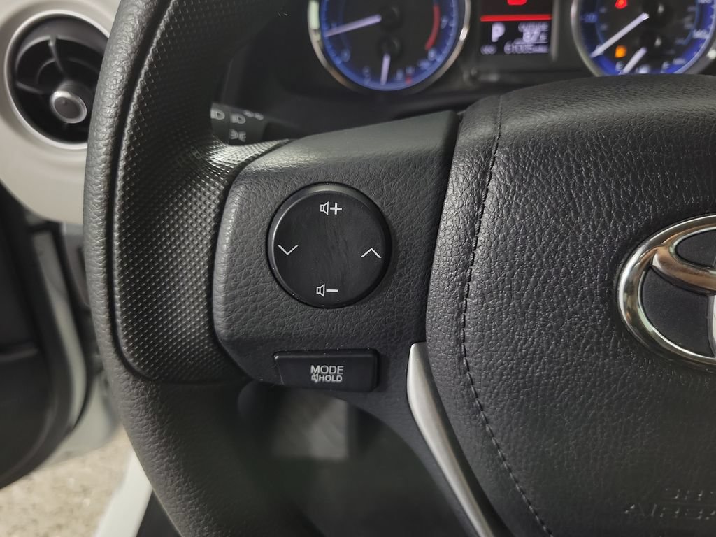 Used 2017 Toyota Corolla LE FWD image 24